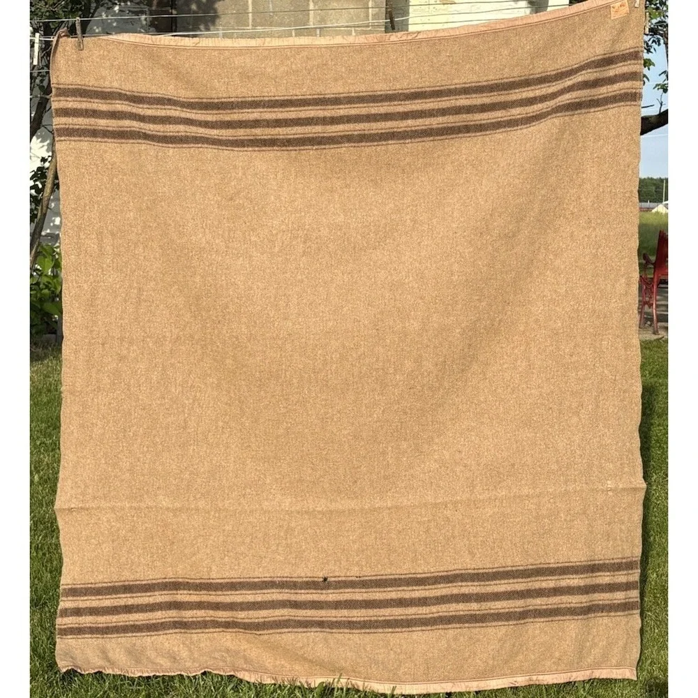 Vintage 1930 - 40's 75% Camel Hair And Wool Blanket Military Style Authentic